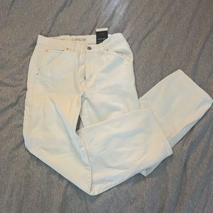 NWT Levi’s dad utility jeans in cream